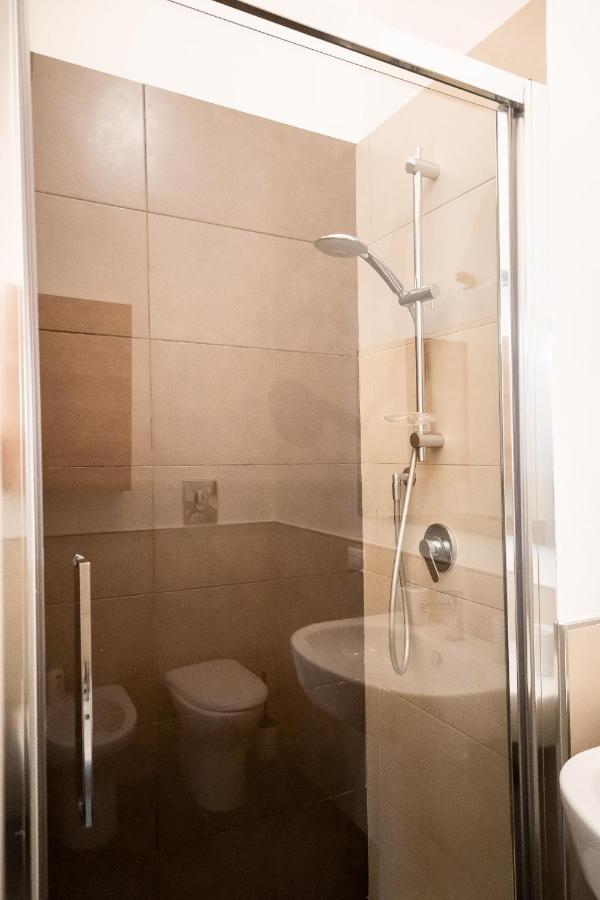 Casa Di Dada - Statua Appartement Palermo Buitenkant foto