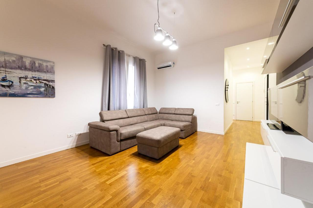 Casa Di Dada - Statua Appartement Palermo Buitenkant foto